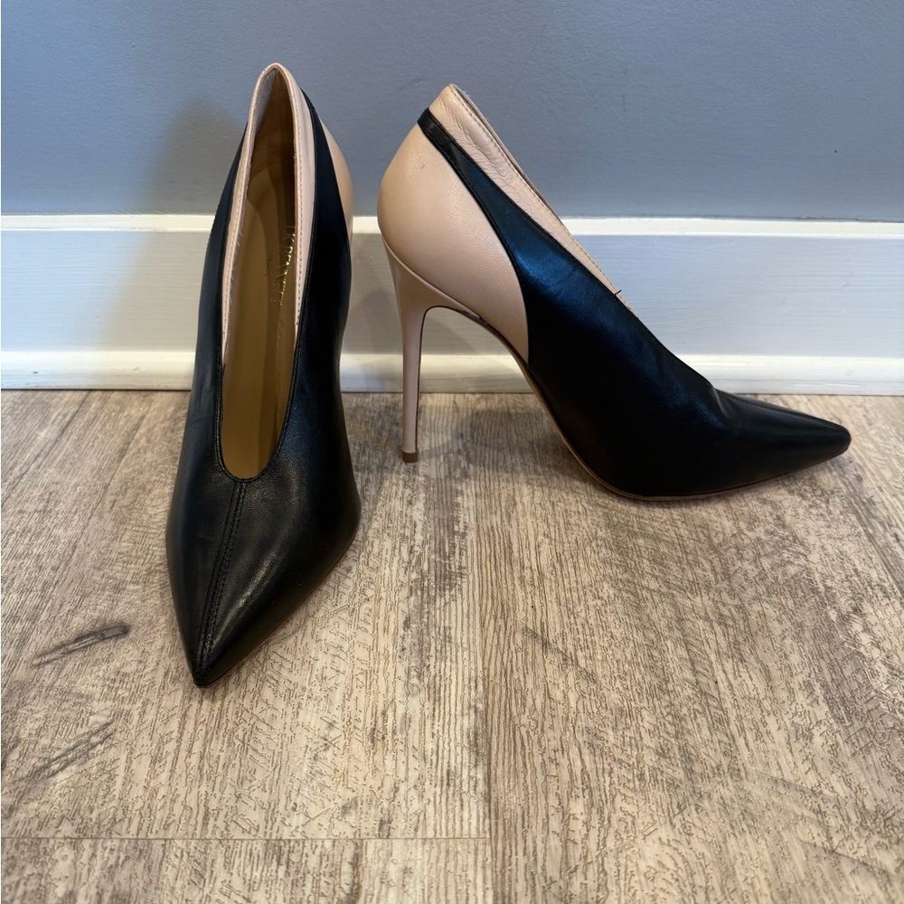 LK Bennett Black and Cream Topline Heels NEW - Picture 2 of 11